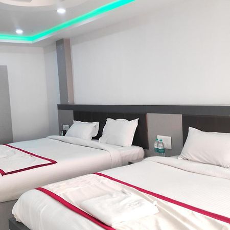 Hotel Shawrya The Grand Madikeri Exteriör bild