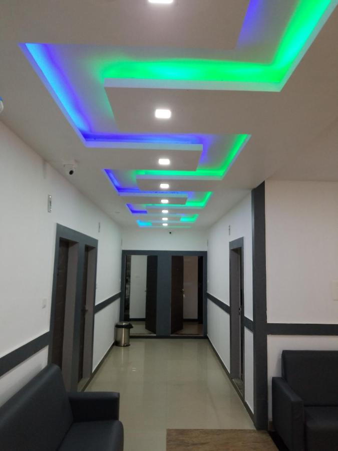 Hotel Shawrya The Grand Madikeri Exteriör bild