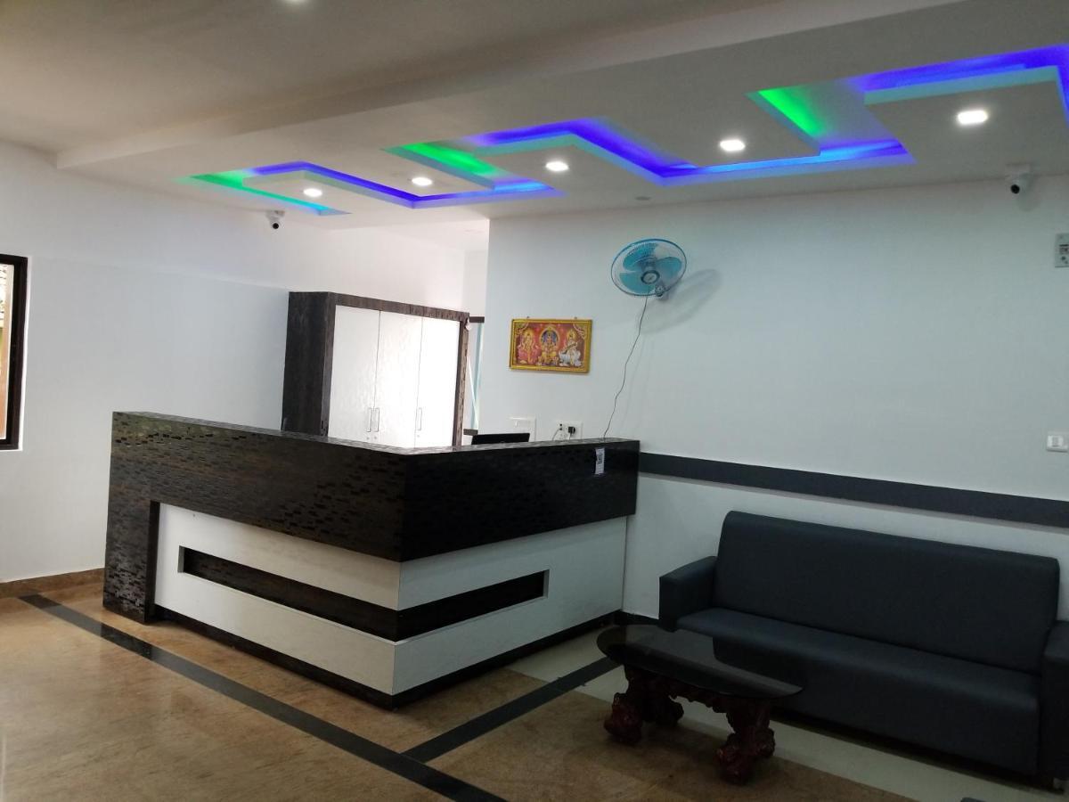 Hotel Shawrya The Grand Madikeri Exteriör bild