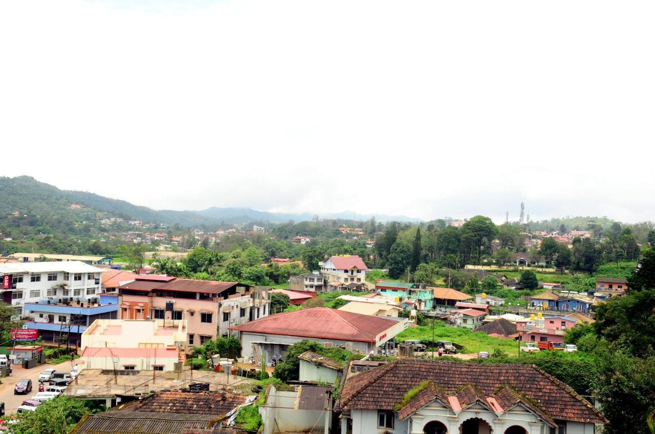 Hotel Shawrya The Grand Madikeri Exteriör bild